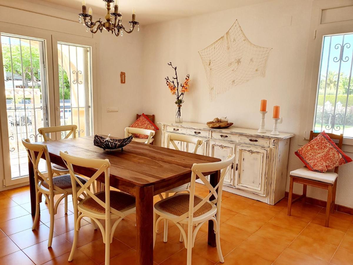 New Holiday House "Casa Mialina" With Private Pool, 300M To Beach Cambrils Buitenkant foto