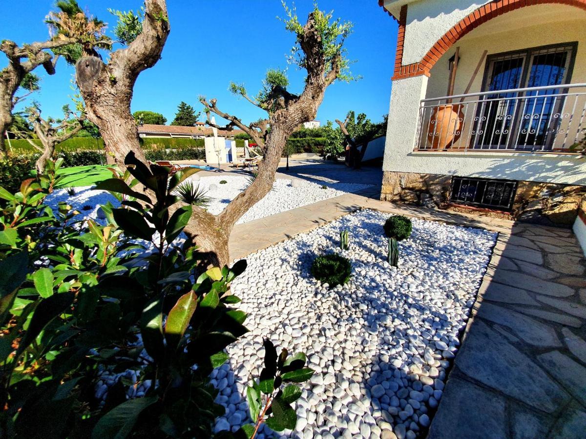 New Holiday House "Casa Mialina" With Private Pool, 300M To Beach Cambrils Buitenkant foto
