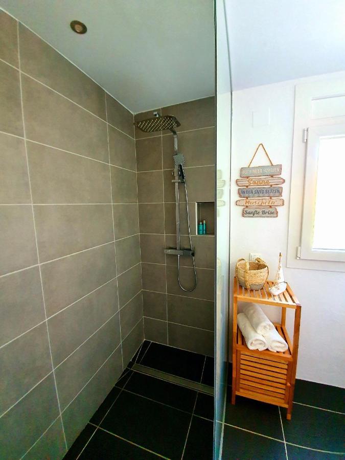 New Holiday House "Casa Mialina" With Private Pool, 300M To Beach Cambrils Buitenkant foto