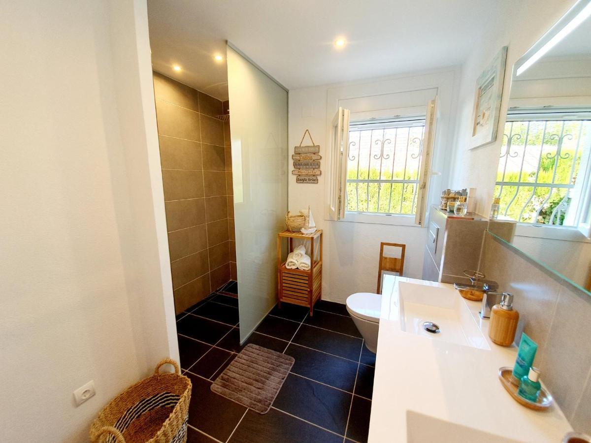 New Holiday House "Casa Mialina" With Private Pool, 300M To Beach Cambrils Buitenkant foto