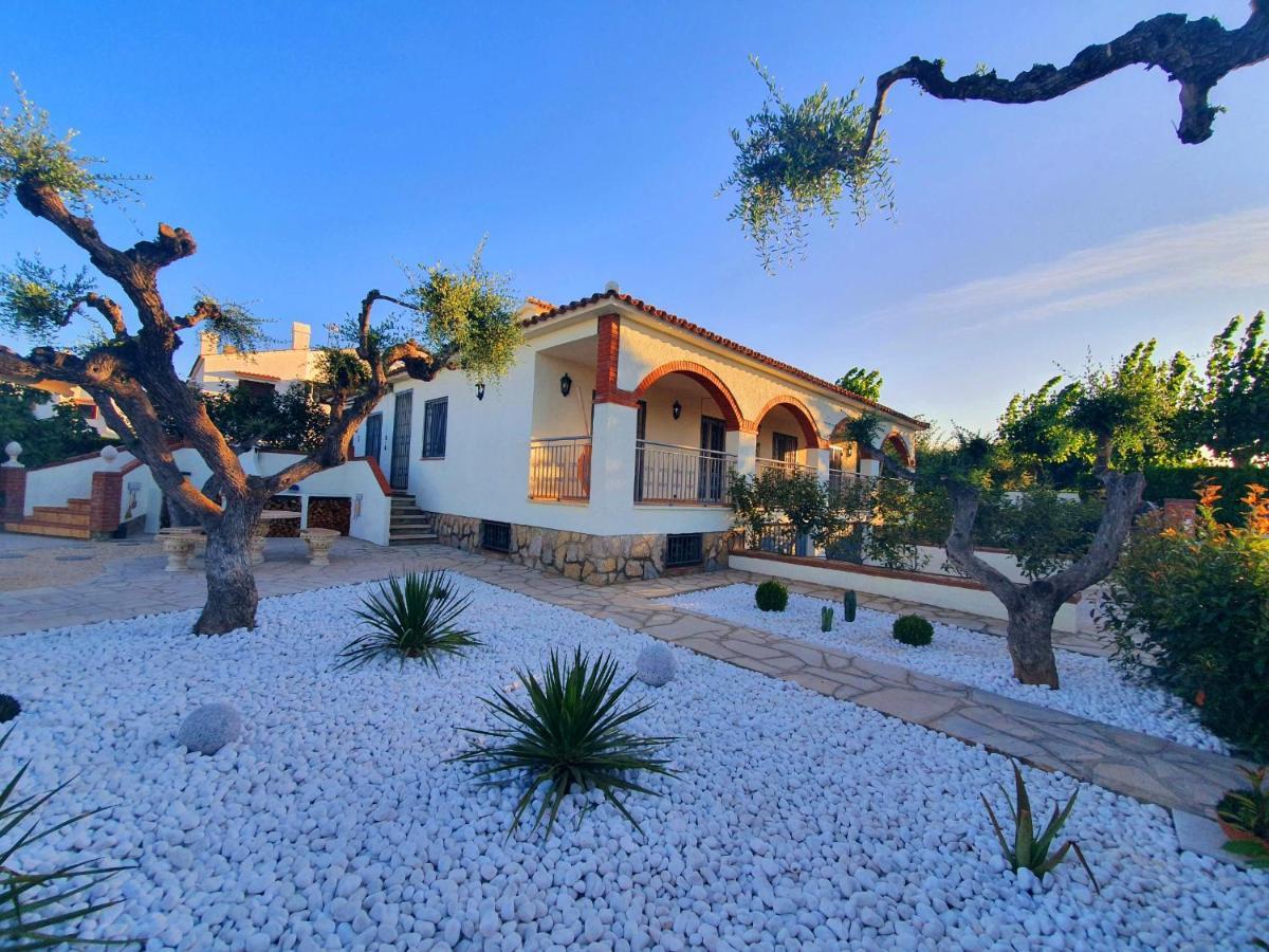 New Holiday House "Casa Mialina" With Private Pool, 300M To Beach Cambrils Buitenkant foto